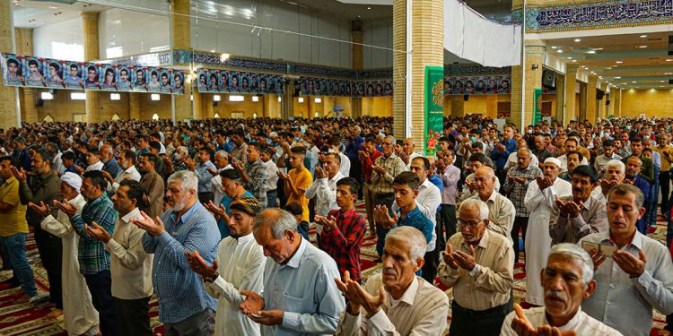 نماز عید فطر در کنگان